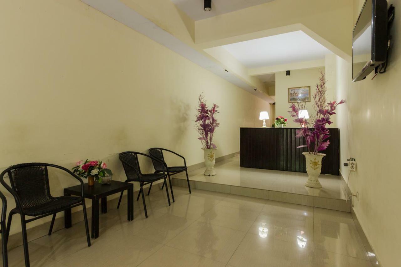 Reddoorz @ Malalayang 2 Manado Hotel Bagian luar foto