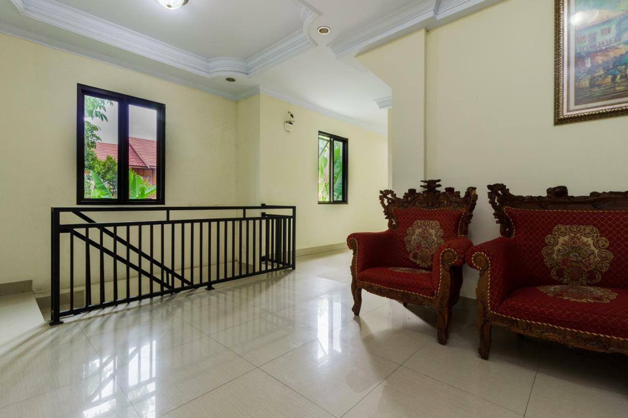 Reddoorz @ Malalayang 2 Manado Hotel Bagian luar foto