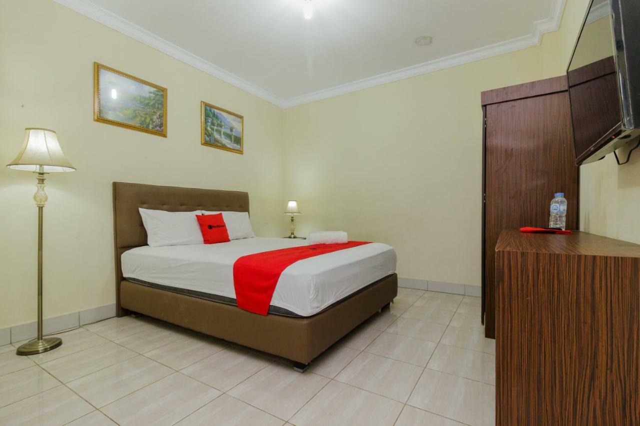 Reddoorz @ Malalayang 2 Manado Hotel Bagian luar foto